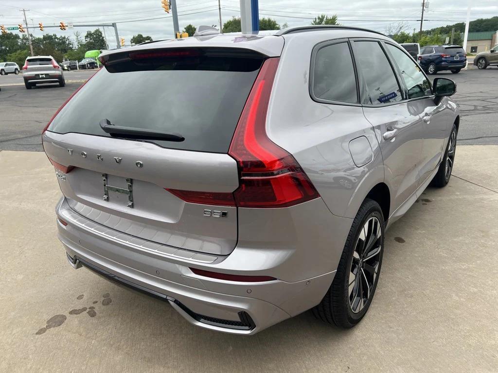 new 2026 Volvo XC60 car, priced at $57,985