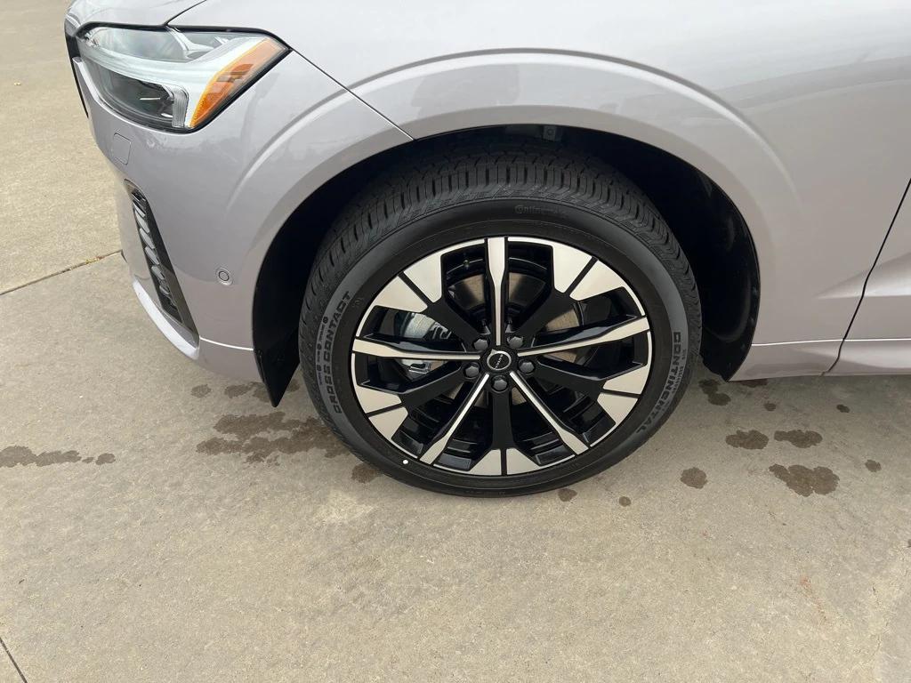 new 2026 Volvo XC60 car, priced at $57,985