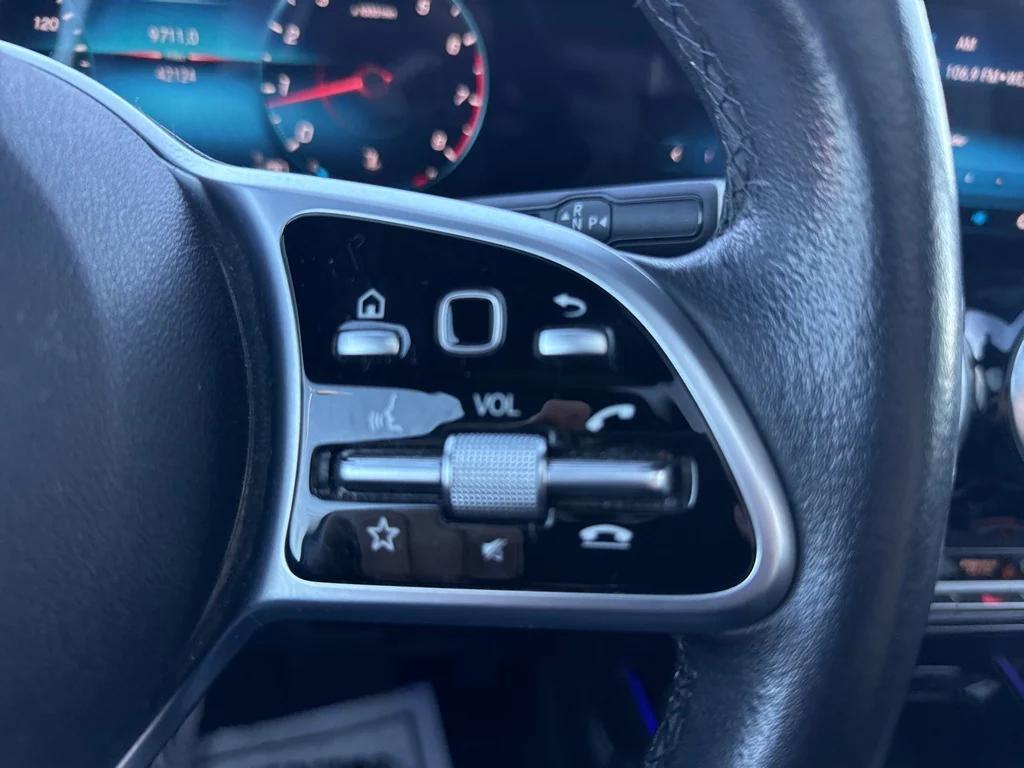 used 2021 Mercedes-Benz GLB 250 car, priced at $26,995
