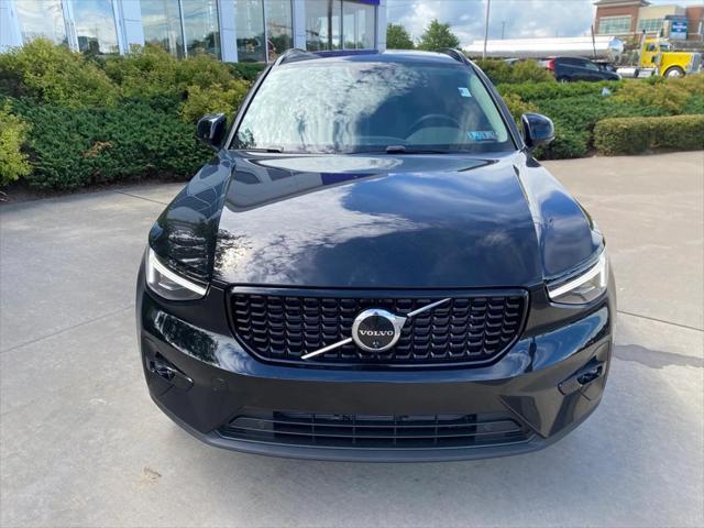 new 2025 Volvo XC40 car, priced at $49,040