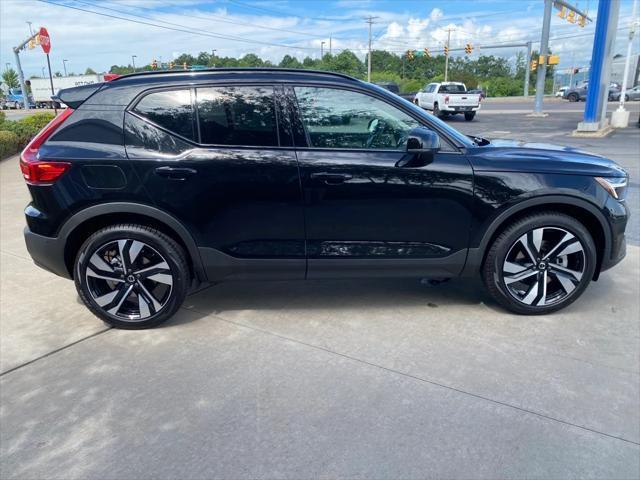 new 2025 Volvo XC40 car, priced at $49,040