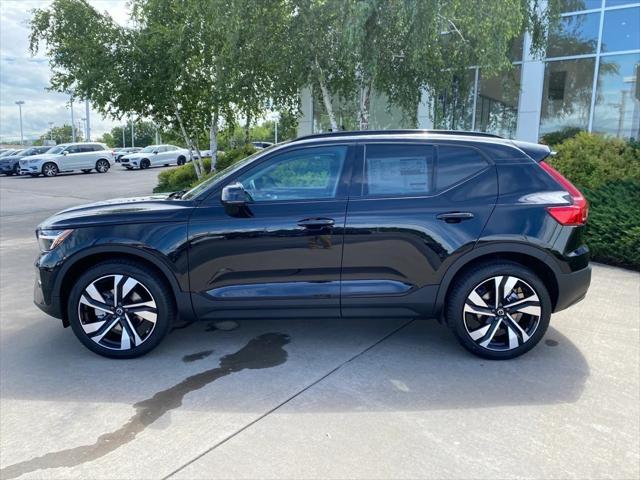 new 2025 Volvo XC40 car, priced at $49,040