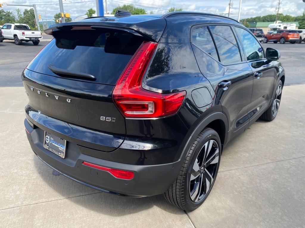 new 2025 Volvo XC40 car, priced at $51,040