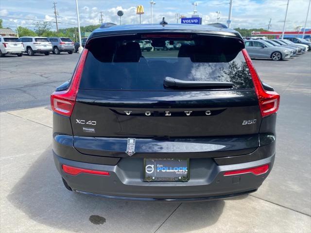new 2025 Volvo XC40 car, priced at $49,040