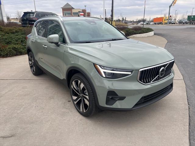 new 2025 Volvo XC40 car, priced at $52,215