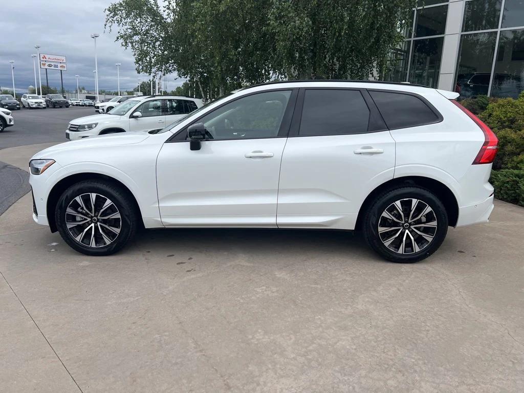 used 2025 Volvo XC60 car, priced at $43,995