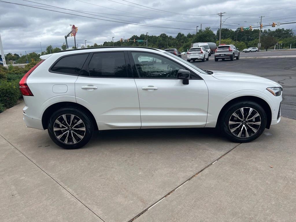 used 2025 Volvo XC60 car, priced at $43,995