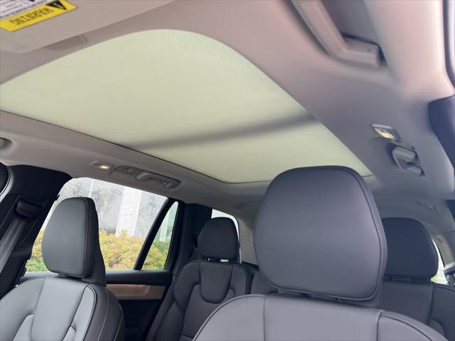 new 2025 Volvo XC90 car, priced at $69,245