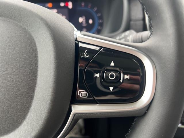 new 2025 Volvo XC90 car, priced at $69,245