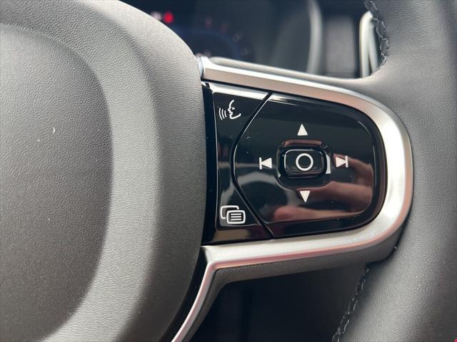 new 2025 Volvo XC90 car, priced at $69,245