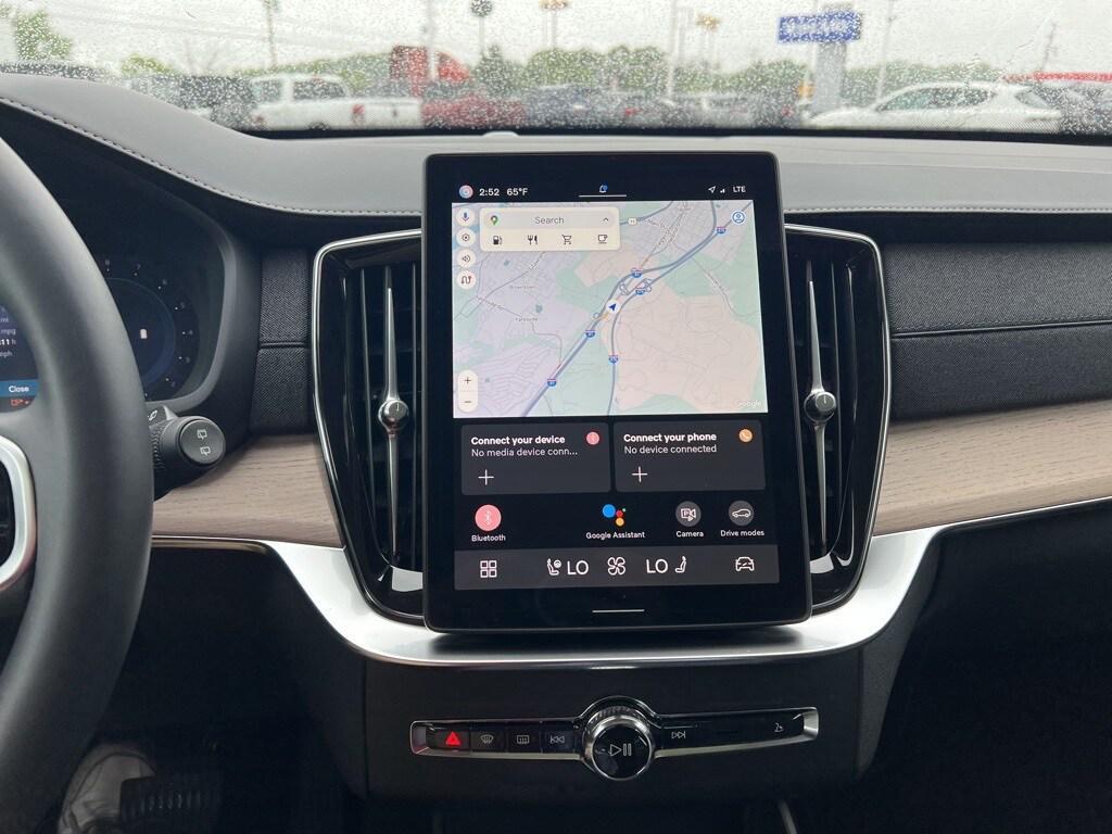 new 2025 Volvo XC90 car, priced at $65,245