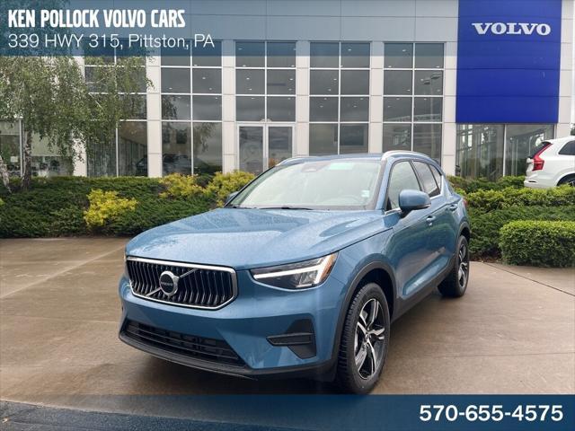new 2025 Volvo XC40 car, priced at $45,015