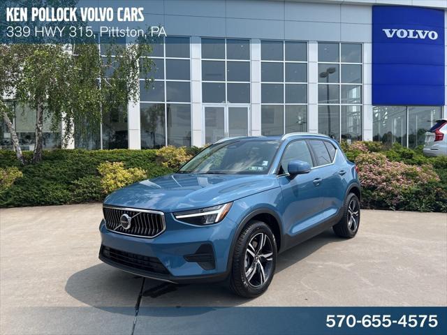 new 2025 Volvo XC40 car, priced at $45,015