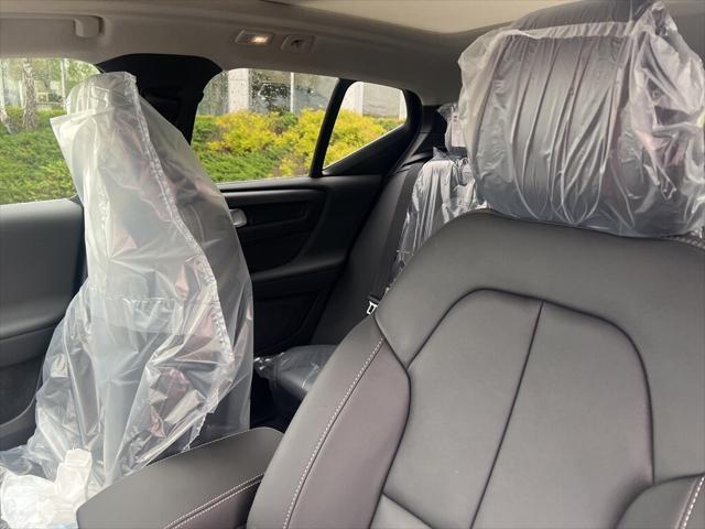 new 2025 Volvo XC40 car, priced at $49,810