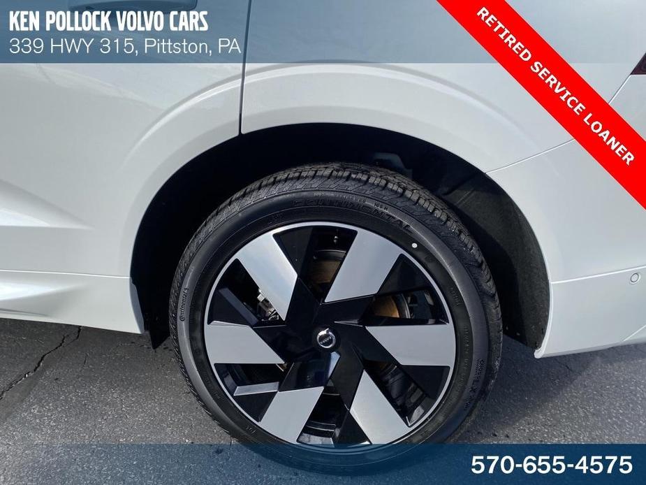 used 2024 Volvo XC60 Recharge Plug-In Hybrid car, priced at $64,290