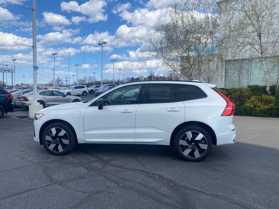 used 2024 Volvo XC60 Recharge Plug-In Hybrid car, priced at $64,290