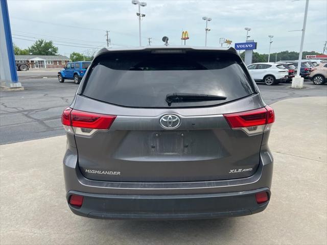 used 2019 Toyota Highlander car, priced at $26,995