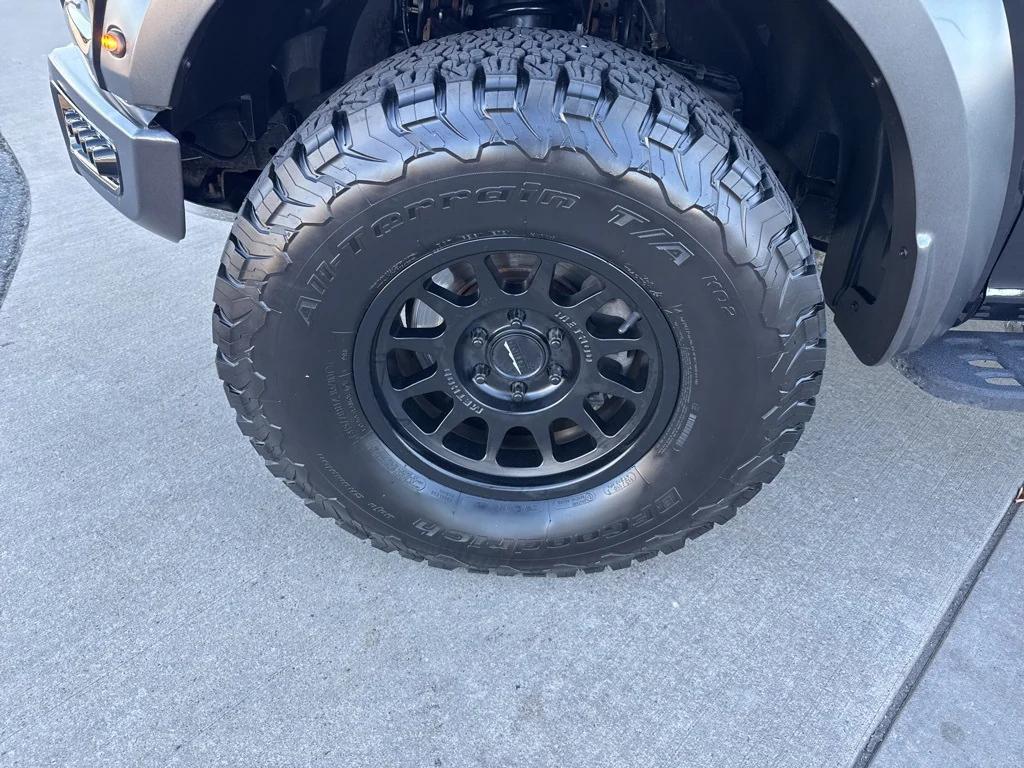 used 2019 Ford F-150 car, priced at $43,995