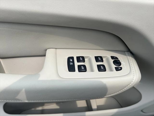 new 2025 Volvo XC60 car, priced at $55,360