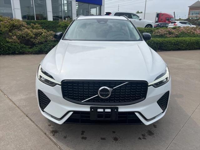 new 2025 Volvo XC60 car, priced at $55,360