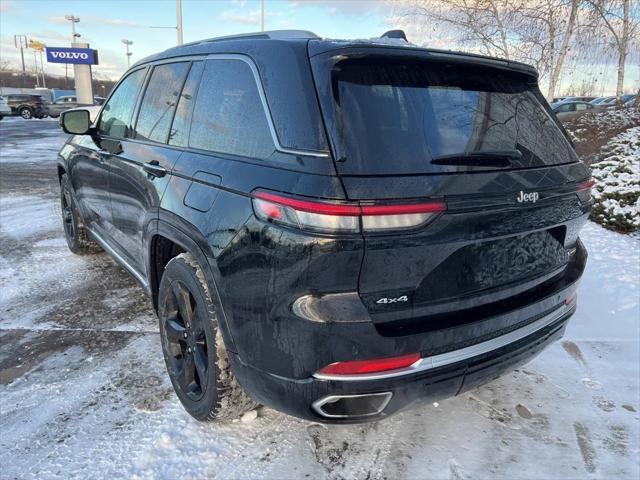 used 2022 Jeep Grand Cherokee car, priced at $37,240