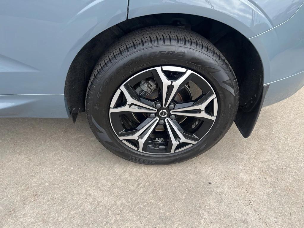 used 2022 Volvo XC60 car, priced at $36,195