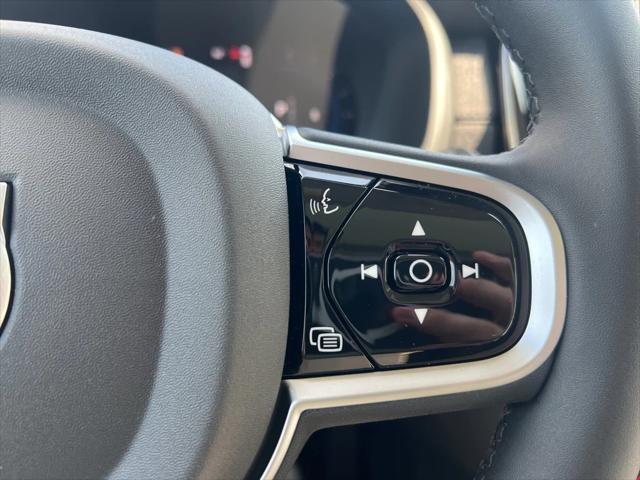 new 2025 Volvo XC90 car, priced at $69,245