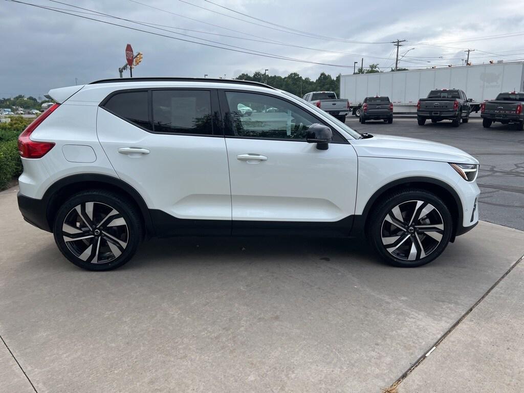 used 2023 Volvo XC40 car, priced at $35,495