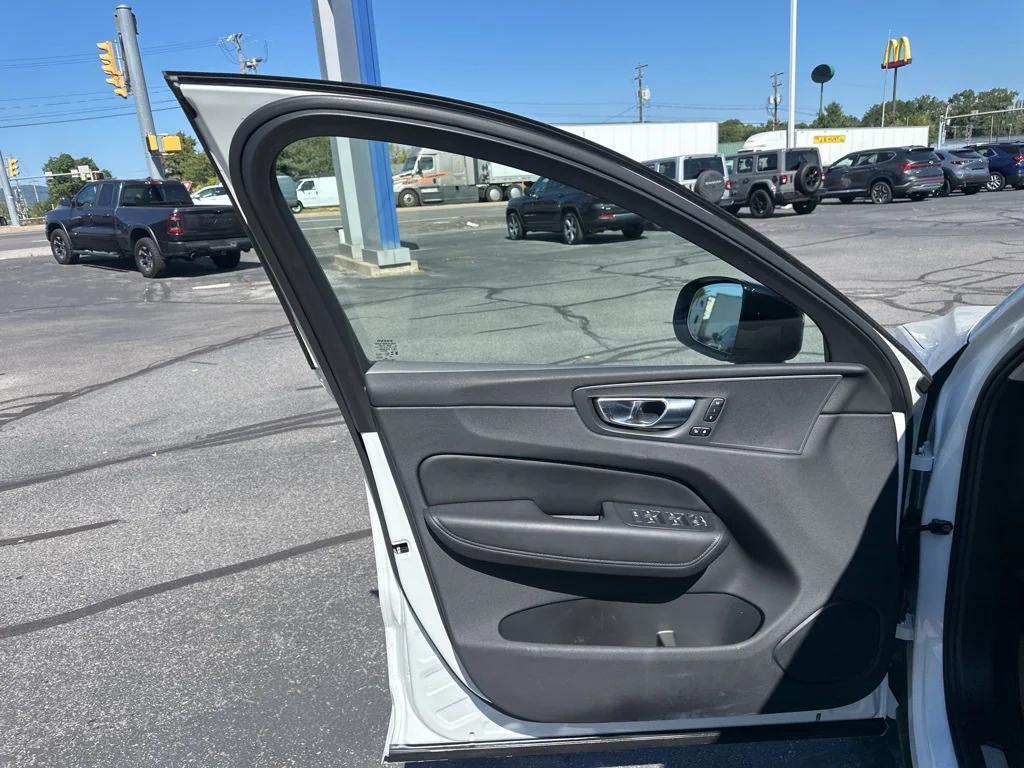 used 2025 Volvo XC60 car, priced at $42,495