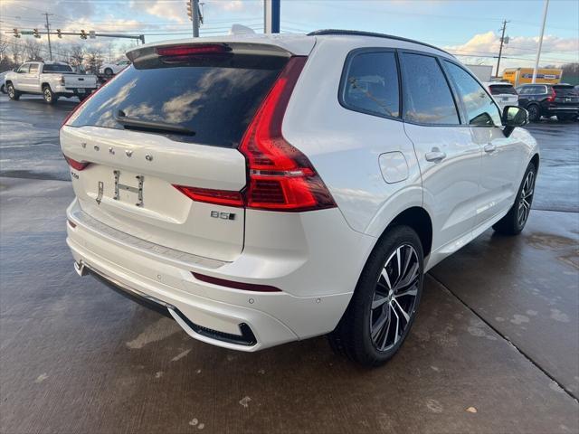 new 2025 Volvo XC60 car, priced at $55,335