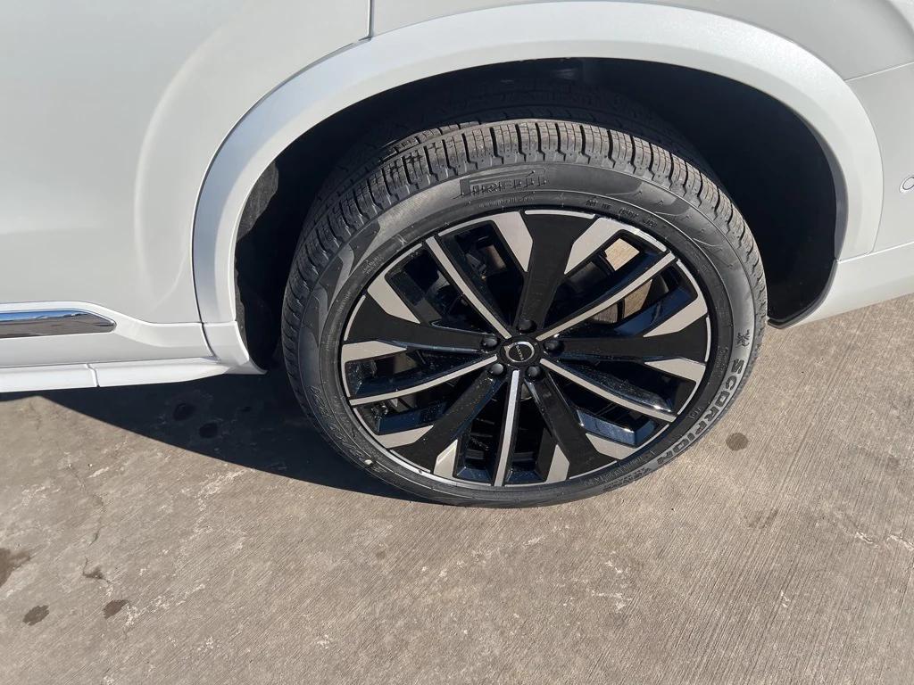 new 2025 Volvo XC90 Plug-In Hybrid car, priced at $78,295