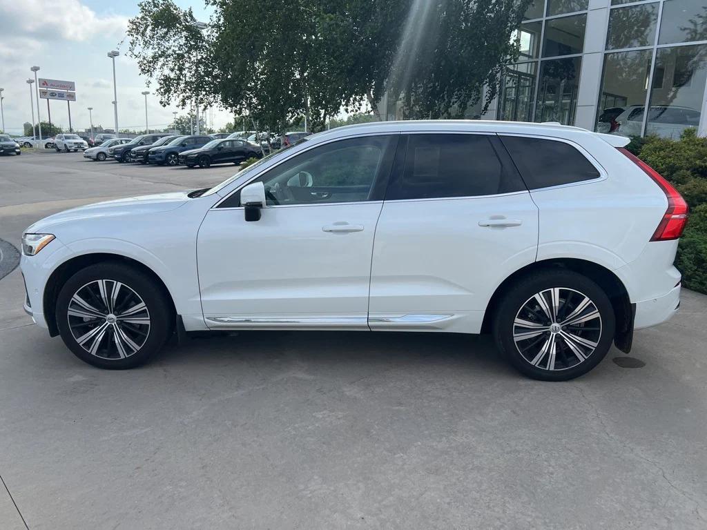used 2022 Volvo XC60 car, priced at $38,347