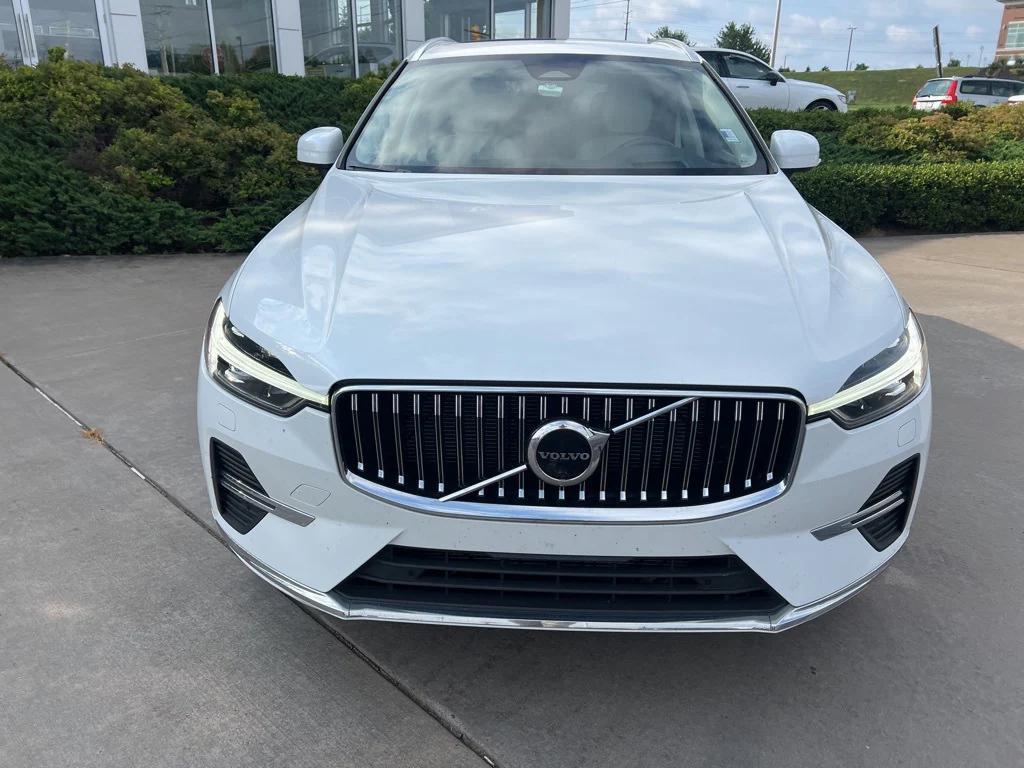 used 2022 Volvo XC60 car, priced at $38,347