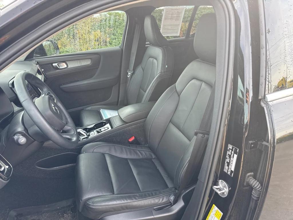 used 2023 Volvo XC40 car, priced at $31,995