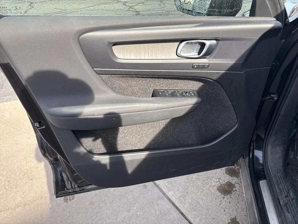 used 2023 Volvo XC40 car, priced at $31,995