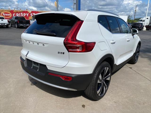 new 2025 Volvo XC40 car, priced at $51,040