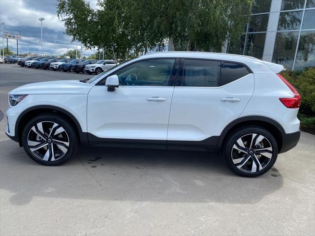 new 2025 Volvo XC40 car, priced at $51,040