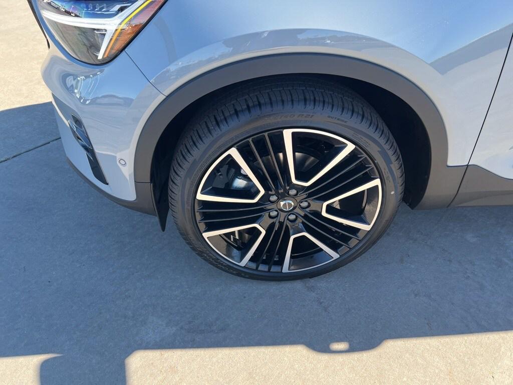 new 2026 Volvo XC40 car, priced at $57,340