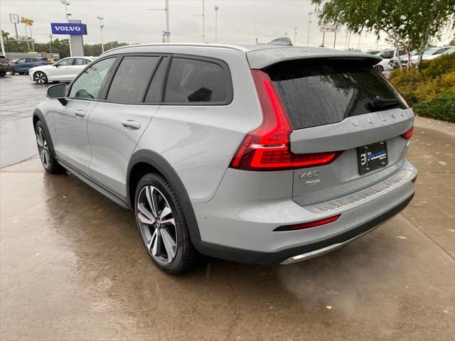 new 2025 Volvo V60 Cross Country car, priced at $55,025