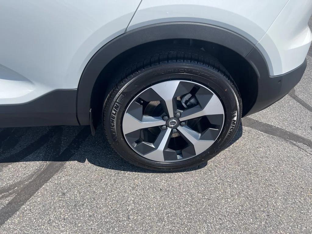 new 2026 Volvo XC40 car, priced at $50,150