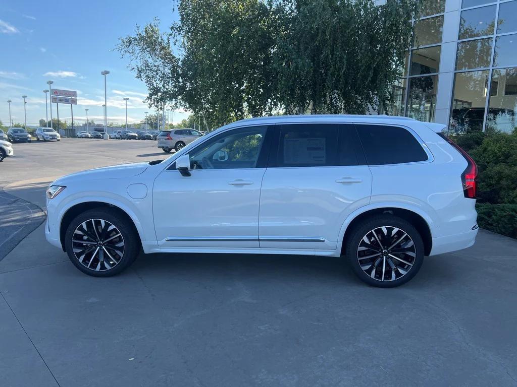 new 2026 Volvo XC90 Plug-In Hybrid car, priced at $85,625