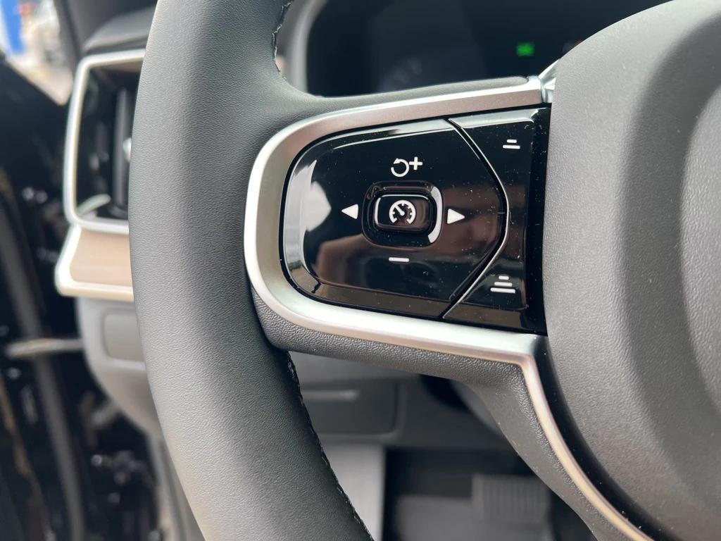 new 2026 Volvo XC90 Plug-In Hybrid car, priced at $81,875