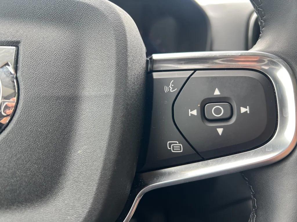 used 2025 Volvo XC40 car, priced at $35,995