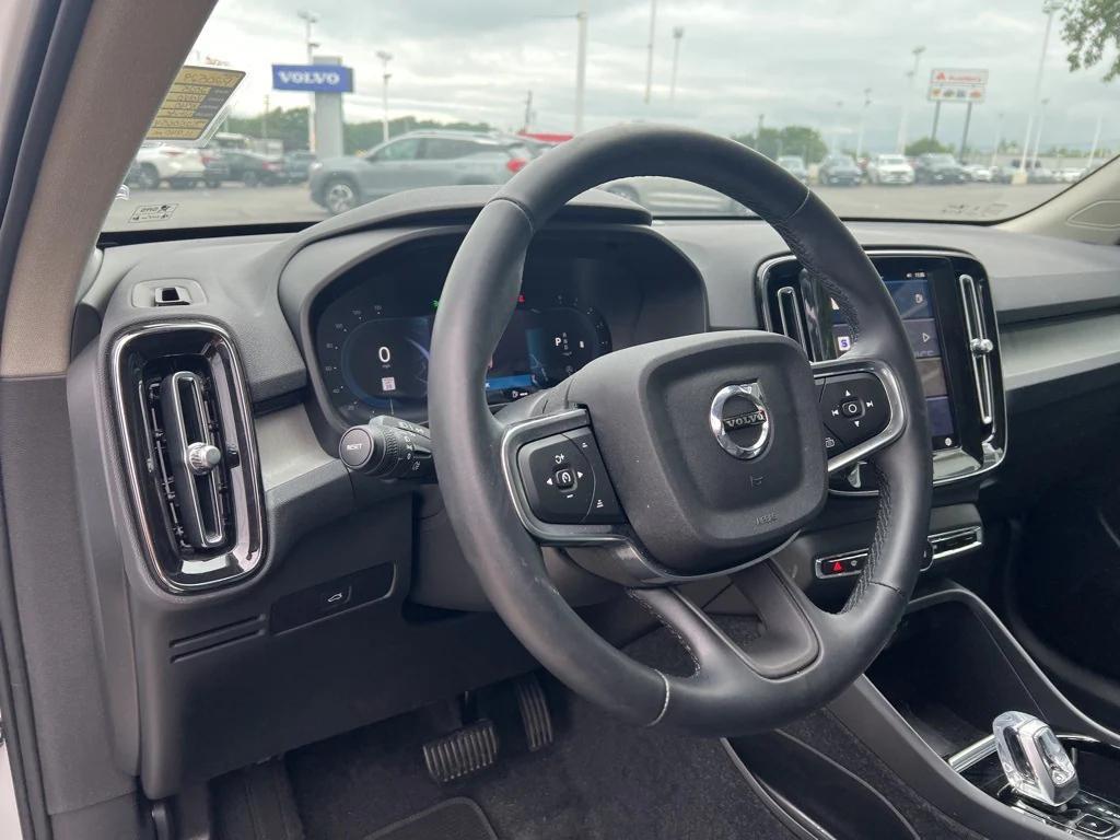 used 2025 Volvo XC40 car, priced at $35,995