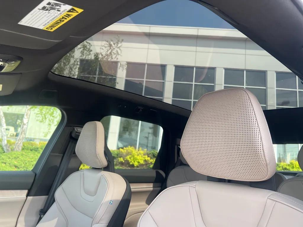 new 2025 Volvo EX90 car, priced at $85,140