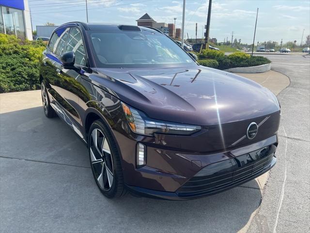 new 2025 Volvo EX90 car, priced at $95,140