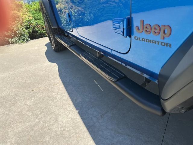 used 2021 Jeep Gladiator car, priced at $35,479