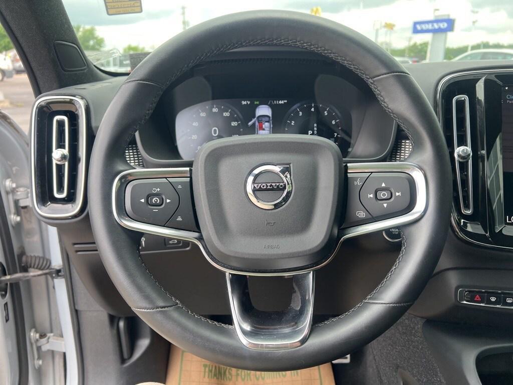 used 2022 Volvo XC40 car, priced at $31,998