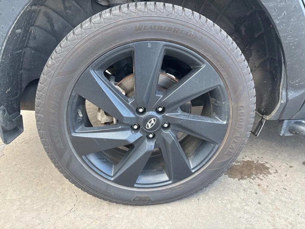 used 2023 Hyundai SANTA CRUZ car, priced at $25,419