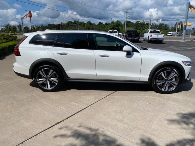 new 2025 Volvo V60 Cross Country car, priced at $55,025